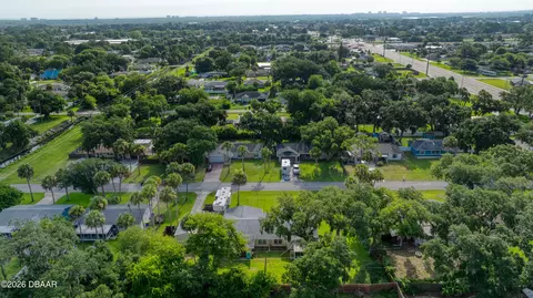 View/Area - 1812 Mango Tree Dr, Edgewater, FL 32132 photo 11 of 15