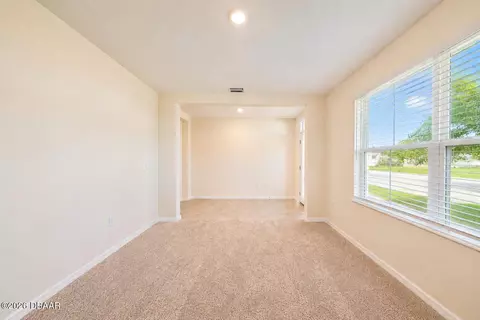 Living - 21 Melogold Dr, Ormond Beach, FL 32174 photo 2 of 6