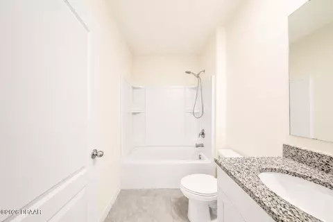Bath - 21 Melogold Dr, Ormond Beach, FL 32174 photo 3 of 8