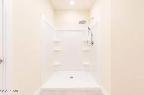Bath - 21 Melogold Dr, Ormond Beach, FL 32174 photo 5 of 8