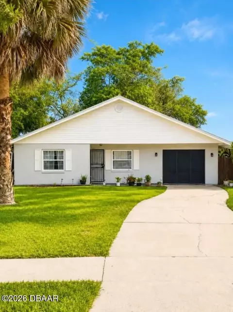 93 Glass Ct, Port Orange, FL 32129