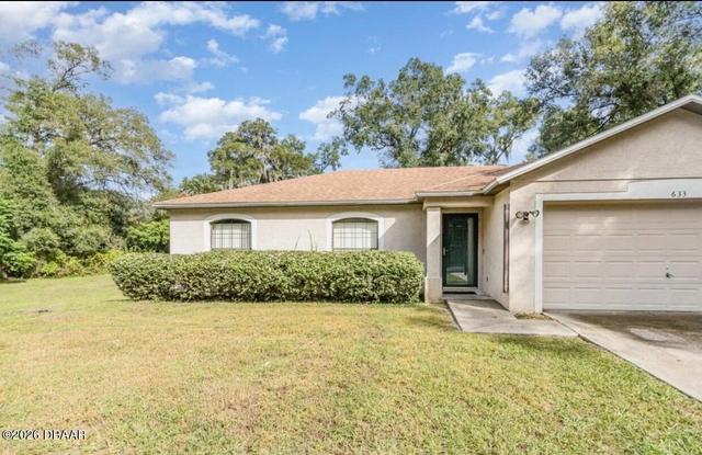 633 S High St, Deland, FL 32720