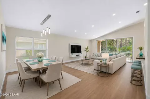 Living - 684 Aldenham Ln, Ormond Beach, FL 32174 photo 8 of 8