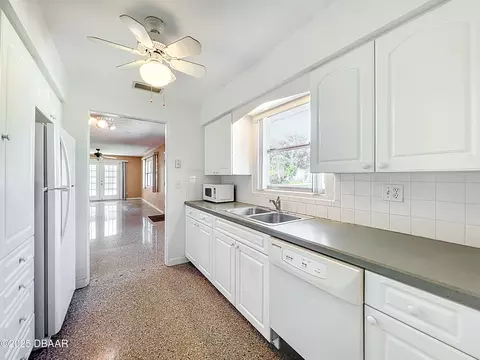 Kitchen - 1401 Orange Tree Dr, Edgewater, FL 32132 photo 6 of 6