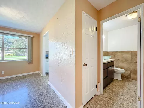 Entry Way - 1401 Orange Tree Dr, Edgewater, FL 32132 photo 1 of 2