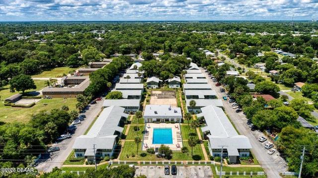 840 Center Ave, Holly Hill, FL 32117