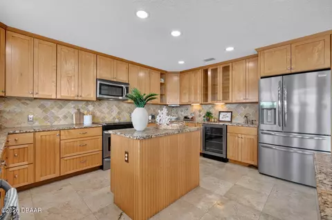 Kitchen - 9277 July Ln, Saint Augustine, FL 32080 photo 6 of 8