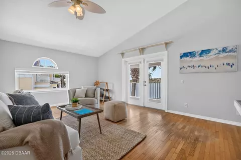 Living - 9277 July Ln, Saint Augustine, FL 32080 photo 5 of 8