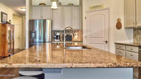 Kitchen - 474 River Square Ln, Ormond Beach, FL 32174 photo 6 of 11