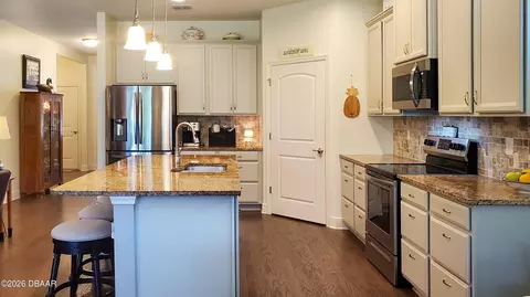 Kitchen - 474 River Square Ln, Ormond Beach, FL 32174 photo 1 of 11