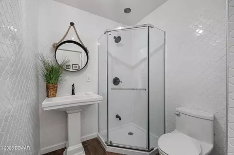 Bath - 3110 John Anderson Dr, Ormond Beach, FL 32176 photo 4 of 5