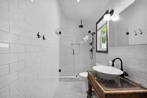 Bath - 3110 John Anderson Dr, Ormond Beach, FL 32176 photo 5 of 5