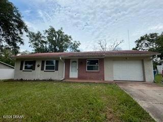 990 Liskeard Ave, Orange City, FL 32763