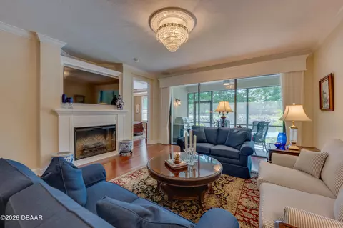 Living - 735 Cobblestone Dr, Ormond Beach, FL 32174 photo 5 of 7