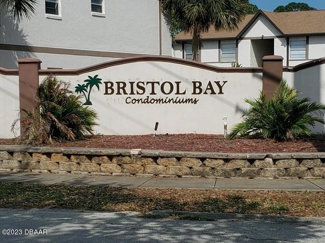 417 Banana Cay Dr, South Daytona, FL 32119