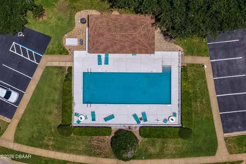 Exterior - 1105 Glengad Run, Ormond Beach, FL 32174 photo 6 of 8