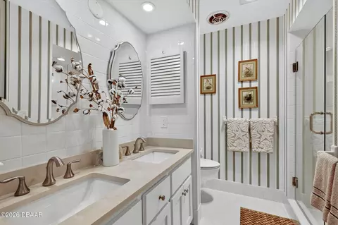 Bath - 15 Oakmont Cir, Ormond Beach, FL 32174 photo 3 of 7
