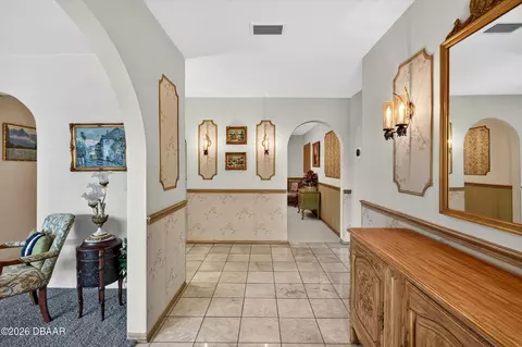 Entry Way - 15 Oakmont Cir, Ormond Beach, FL 32174 photo 1 of 5