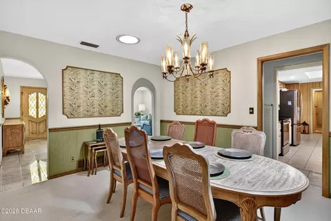 Dining - 15 Oakmont Cir, Ormond Beach, FL 32174 photo 4 of 6