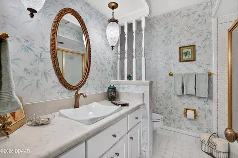 Bath - 15 Oakmont Cir, Ormond Beach, FL 32174 photo 6 of 7