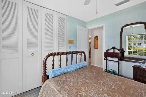 Bedroom - 15 Oakmont Cir, Ormond Beach, FL 32174 photo 6 of 9