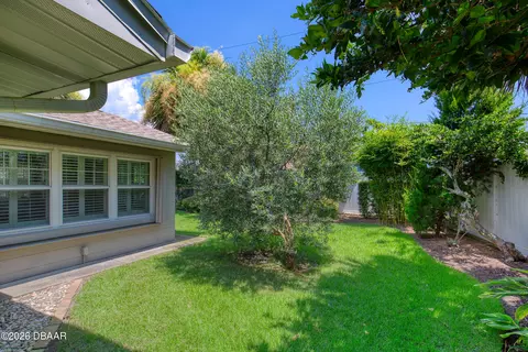 Exterior - 17 Seafarers Dr, Ormond Beach, FL 32176 photo 15 of 17