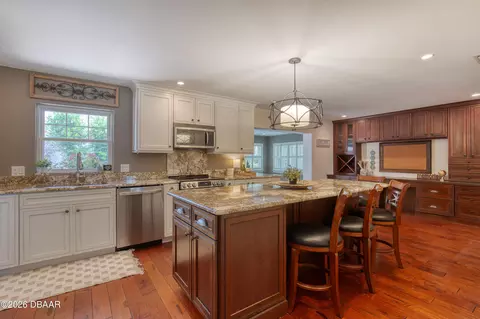 Kitchen - 17 Seafarers Dr, Ormond Beach, FL 32176 photo 5 of 5
