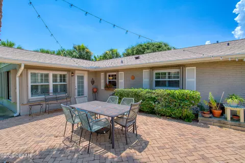 Exterior - 17 Seafarers Dr, Ormond Beach, FL 32176 photo 8 of 17