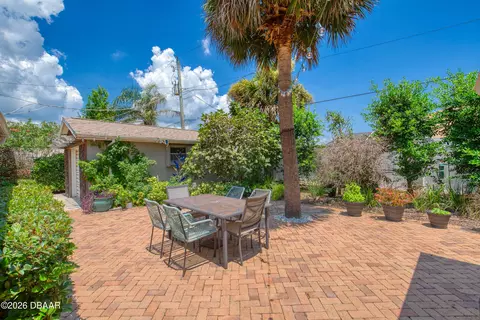 Exterior - 17 Seafarers Dr, Ormond Beach, FL 32176 photo 13 of 17