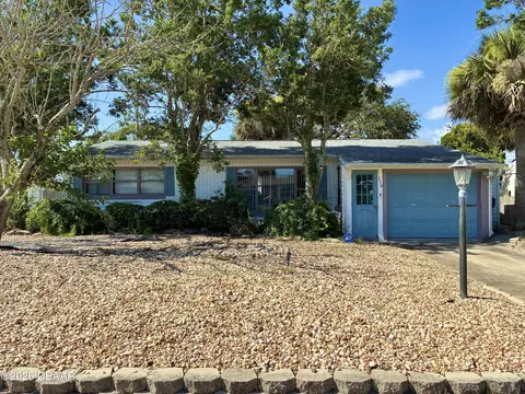 110 Lynnhurst Dr, Ormond Beach, FL 32176 photo 2