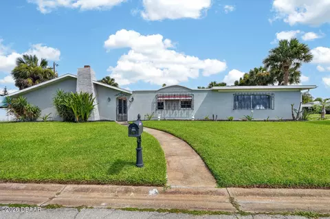 39 Surfside Dr, Ormond Beach, FL 32176 photo 2