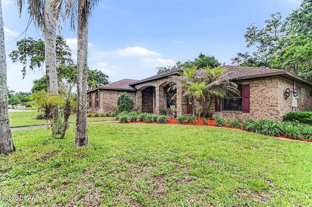 6040 Spruce Point Cir, Port Orange, FL 32128
