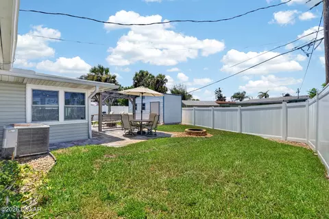 Exterior - 6 Tropical Dr, Ormond Beach, FL 32176 photo 5 of 8