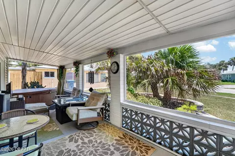 Exterior - 6 Tropical Dr, Ormond Beach, FL 32176 photo 4 of 8