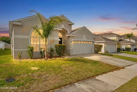 208 Troon Cir, Davenport, FL 33897