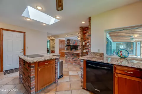 Kitchen - 697 John Anderson Dr, Daytona Beach, FL 32124 photo 3 of 4