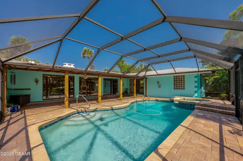Exterior - 697 John Anderson Dr, Daytona Beach, FL 32124 photo 3 of 11