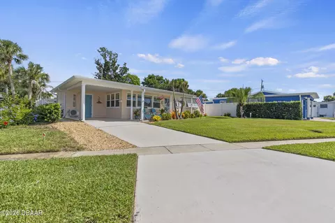 67 Seabreeze Dr, Ormond Beach, FL 32176 photo 3