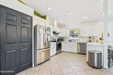 Kitchen - 1712 Sabal Palm Dr, Edgewater, FL 32132 photo 2 of 2