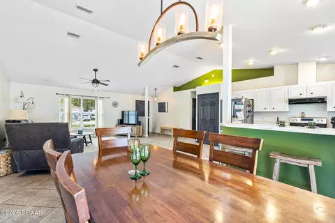 Dining - 1712 Sabal Palm Dr, Edgewater, FL 32132 photo 2 of 2
