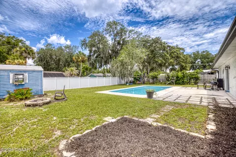 Exterior - 1712 Sabal Palm Dr, Edgewater, FL 32132 photo 9 of 9