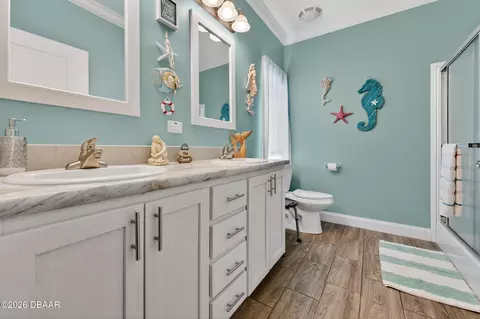 Bath - 1807 Woodcrest Dr, Ormond Beach, FL 32174 photo 1 of 2