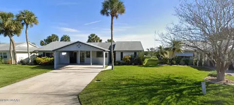 1210 Harbour Point Dr, Port Orange, FL 32127