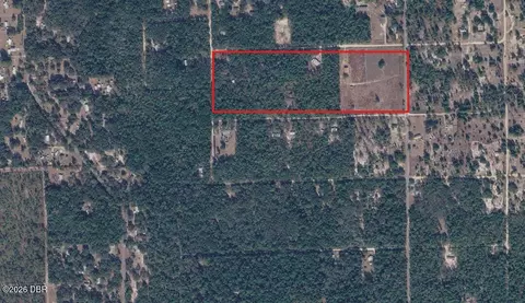 105 Strawberry Ln N, Pomona Park, FL 32181