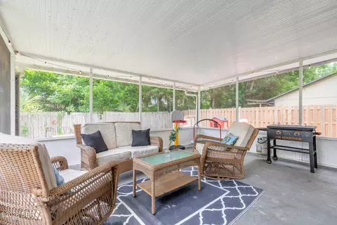 Exterior - 3223 Umbrella Tree Dr, Edgewater, FL 32141 photo 1 of 6