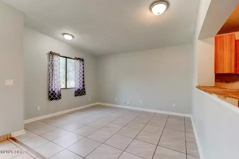 Living - 612 Johnson Dr, Ormond Beach, FL 32174 photo 4 of 5