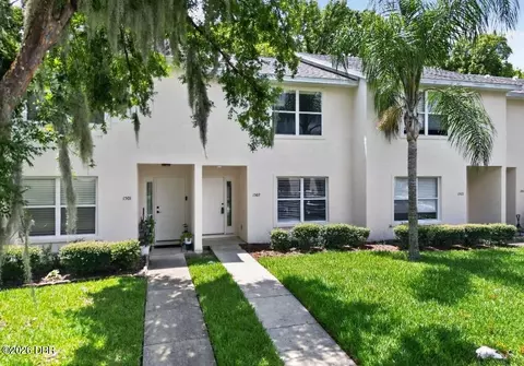 1502 Deer Springs Rd, Port Orange, FL 32129