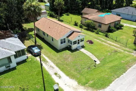 125 N Caroline St, Daytona Beach, FL 32114