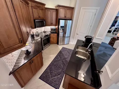 Kitchen - 3448 Acoma Dr, Ormond Beach, FL 32174 photo 6 of 9
