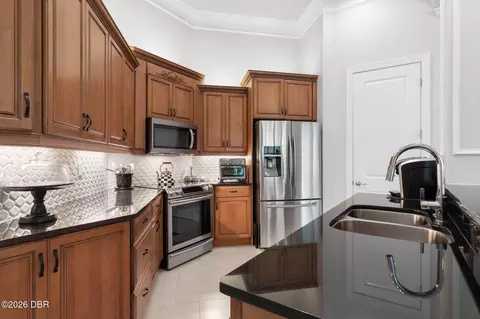 Kitchen - 3448 Acoma Dr, Ormond Beach, FL 32174 photo 2 of 9